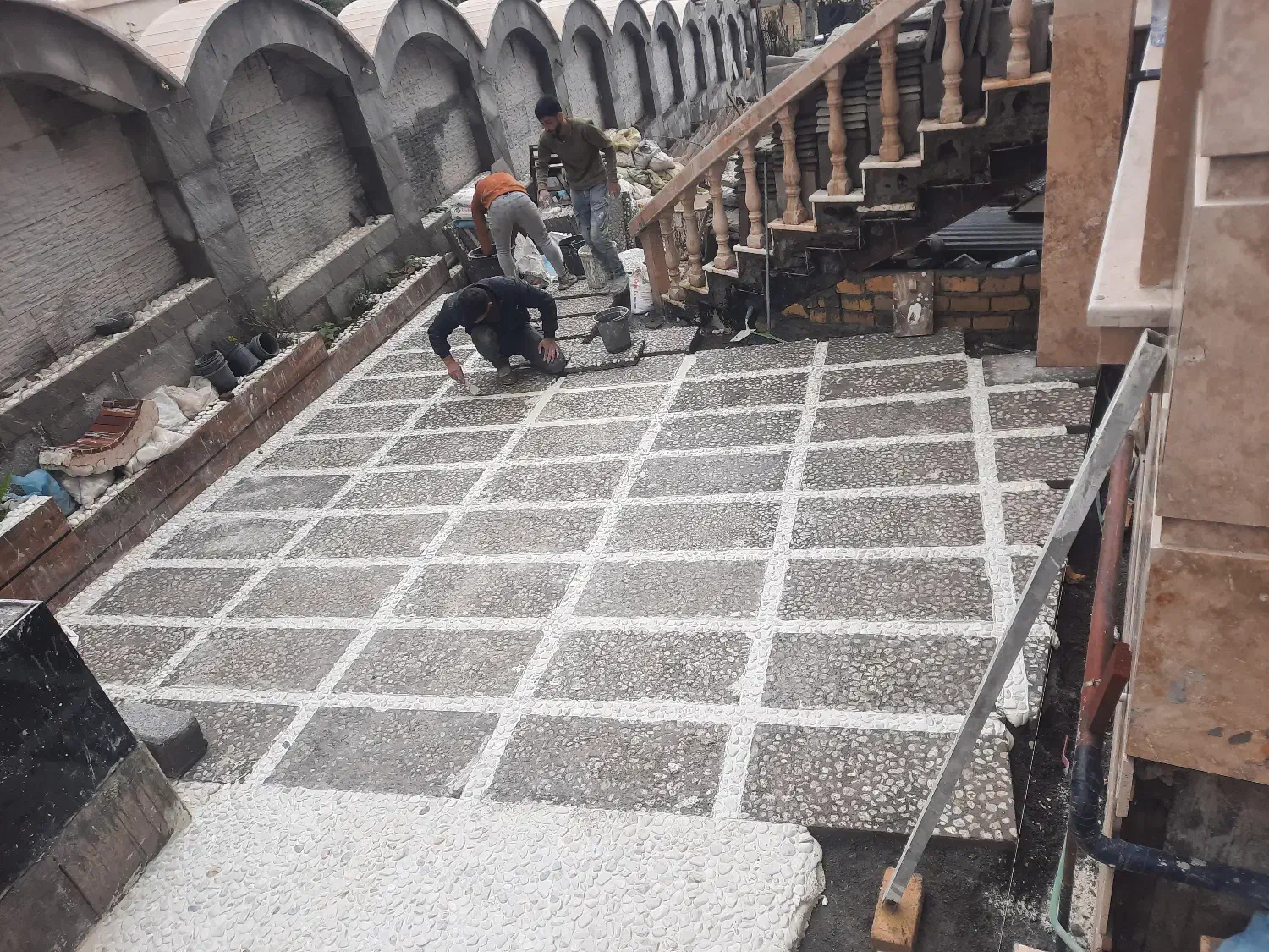 محوطه سازی ، سنگکاری ، کاشیکاری ، رومی ،مدرن|خدمات پیشه و مهارت|لاهیجان, رجایی|دیوار