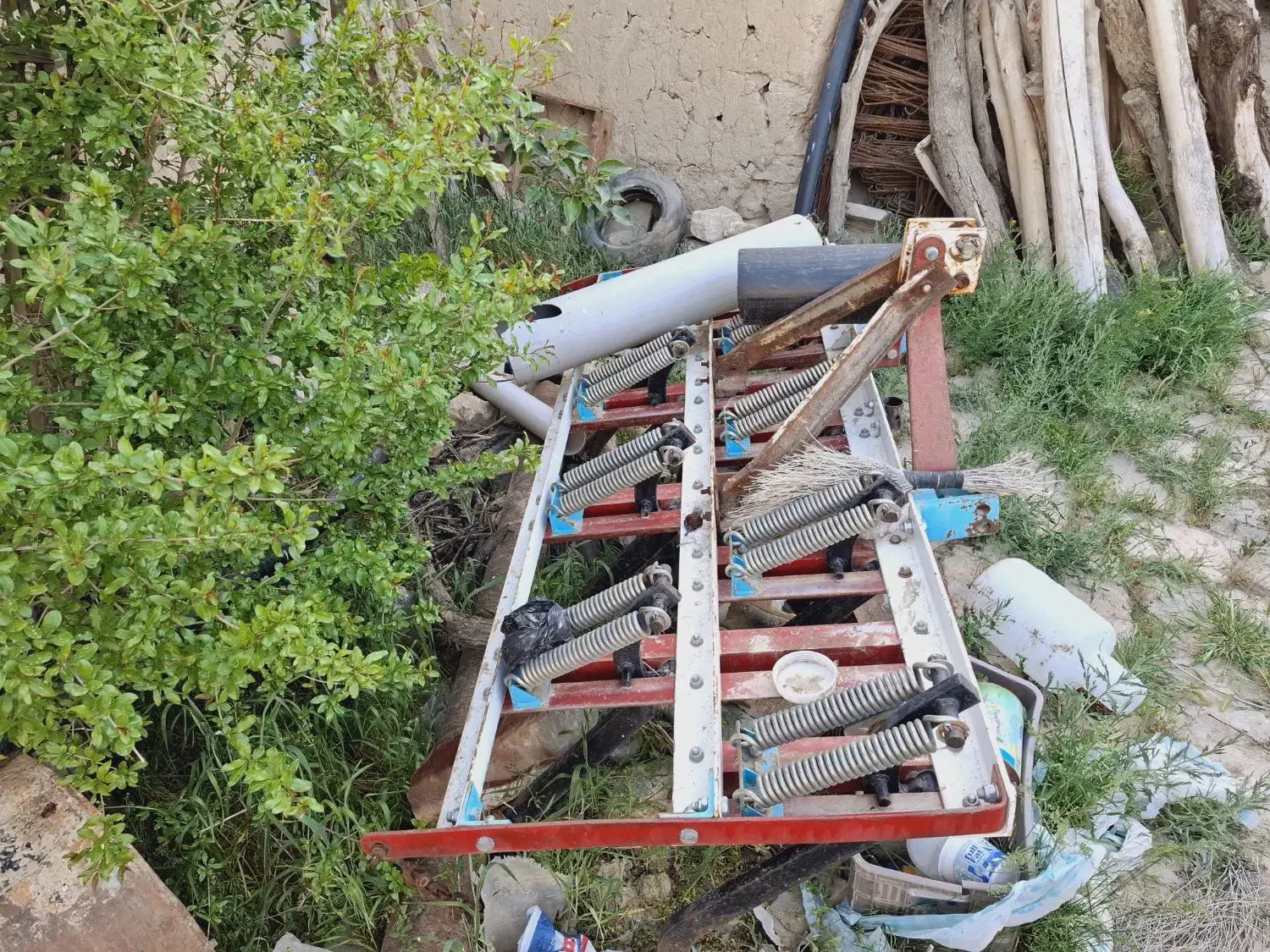 اداوت کشاورزی ، گاوآهن، تریلی، تانکر، خرمنکوب|ماشینآلات صنعتی|شیروان (خراسان), |دیوار