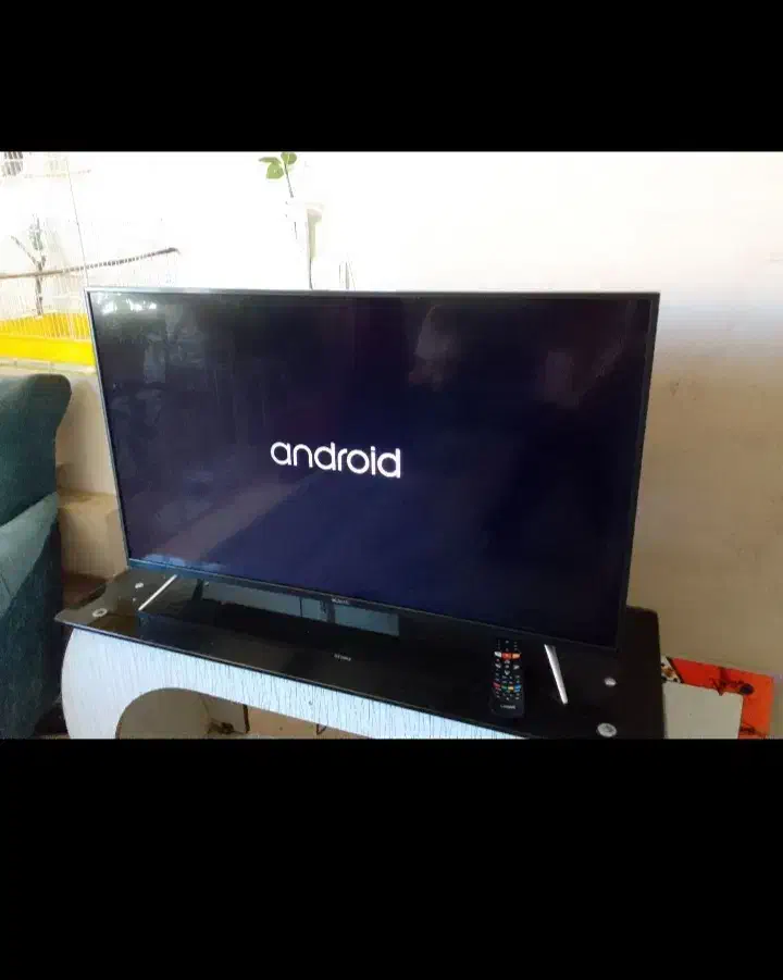 تلویزیون لیماک فور کی|تلویزیون و پروژکتور|گلبهار, شهر جدید گلبهار|دیوار