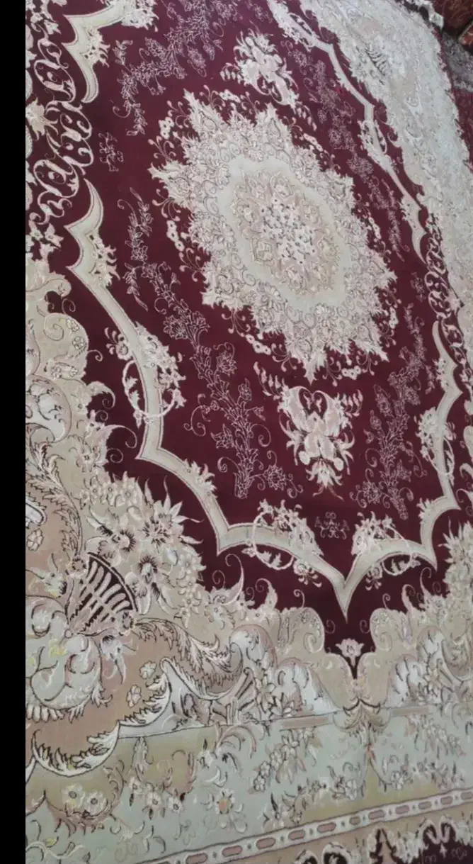 پشتی و فرش فروشی|فرش|بروجرد, |دیوار