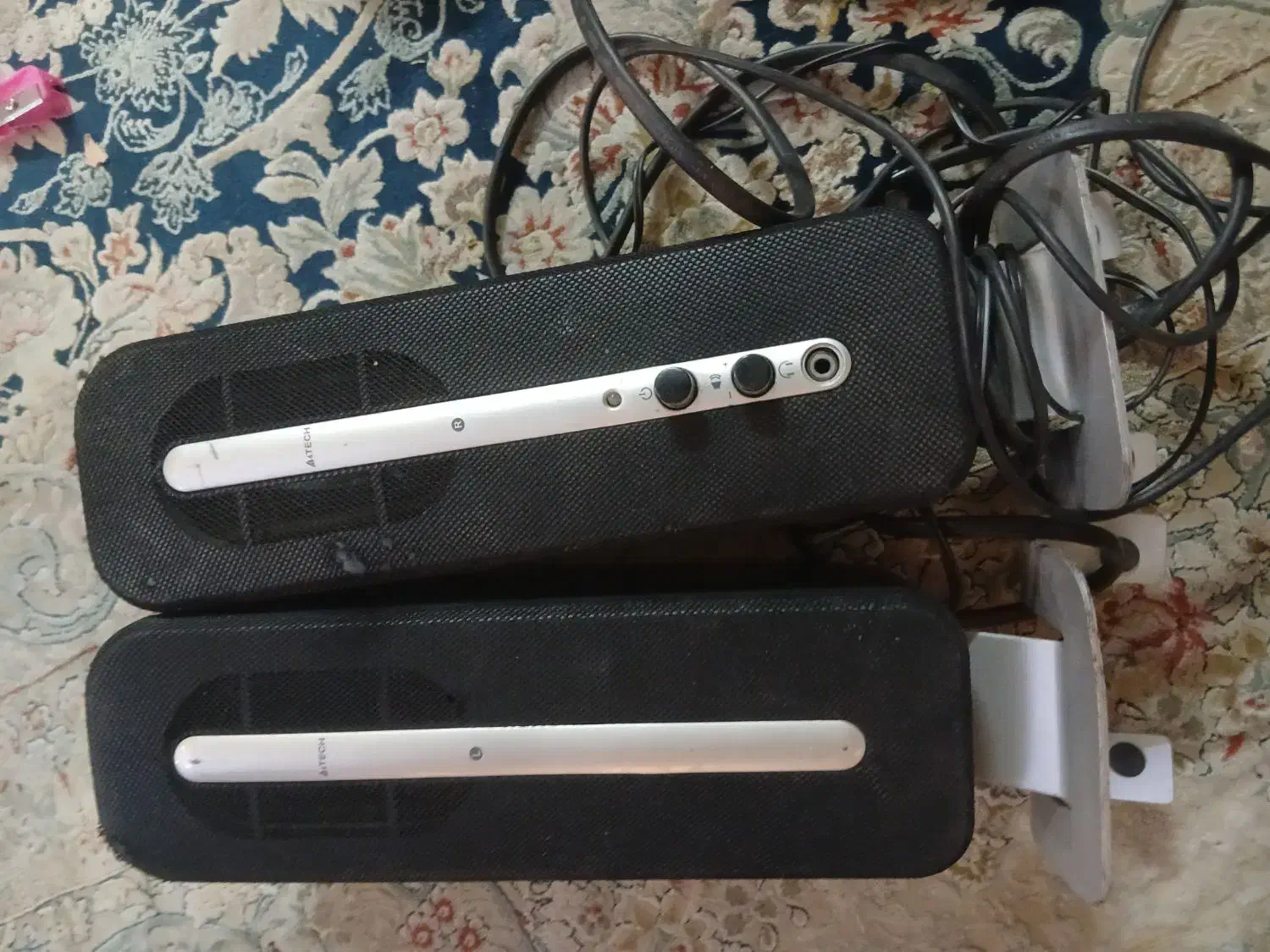 اسپیکر|پخش‌کننده همراه|تهران, بازار|دیوار