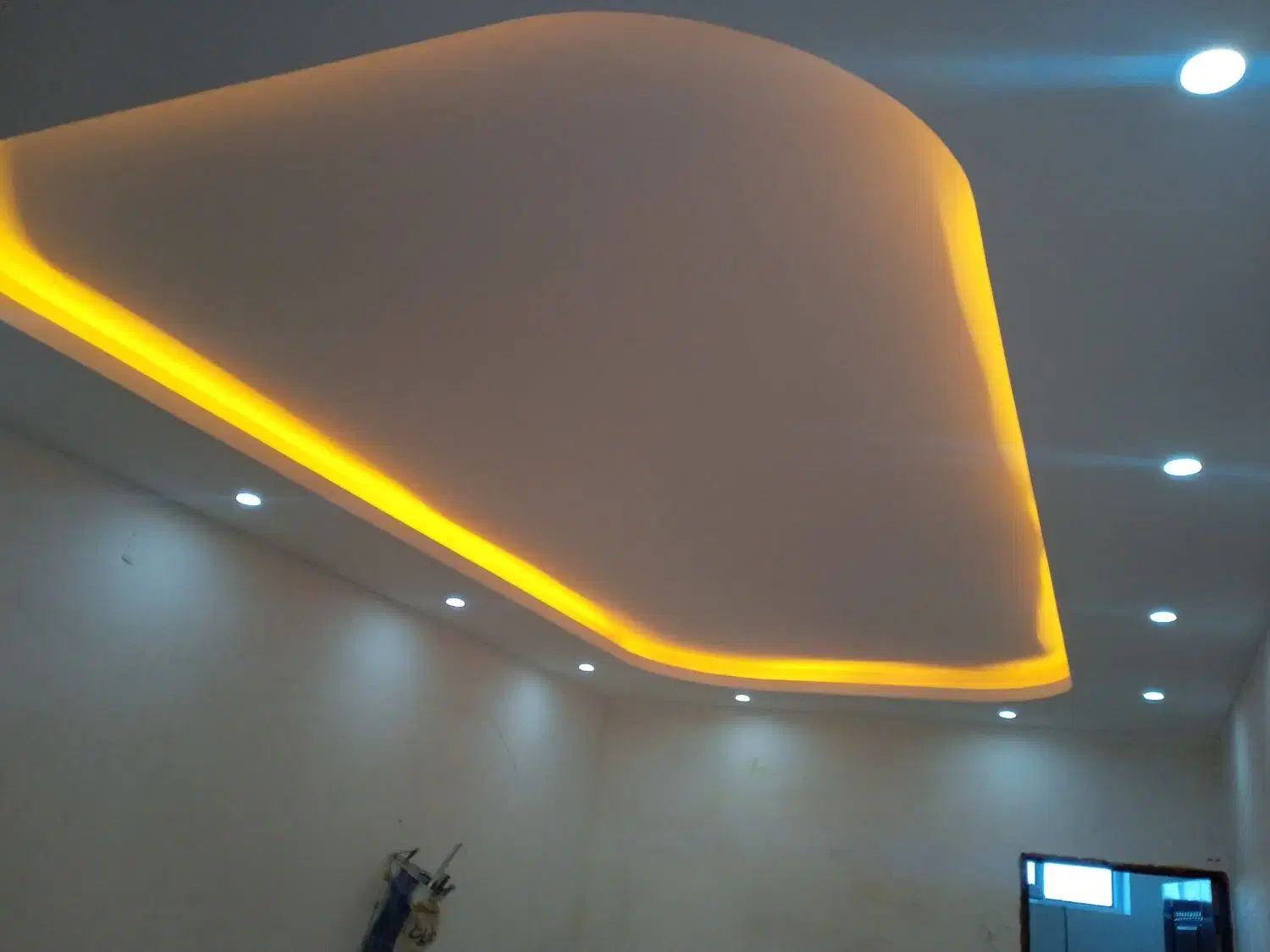 اجرا کناف متری۴۸۰ با رنگ تمام کار تحویل|خدمات پیشه و مهارت|گنبد کاووس, |دیوار