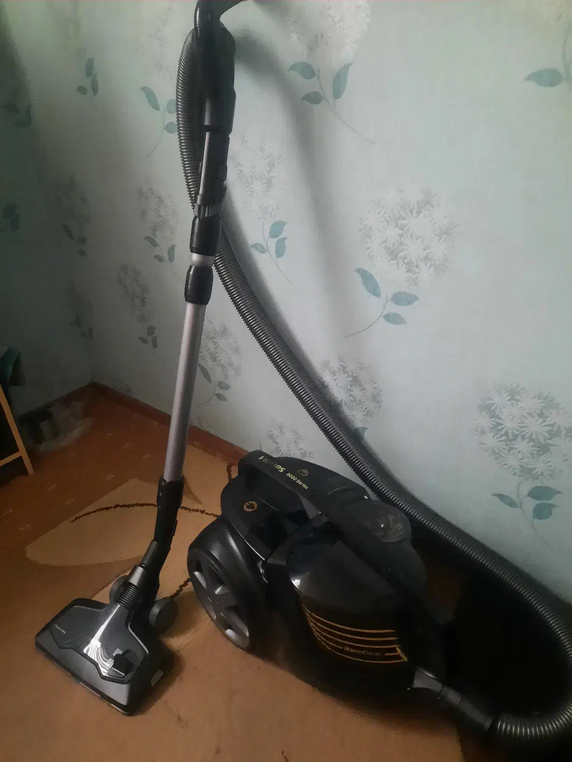 جاروبرقی فیلیپس سری۹۰۰۰|جاروبرقی، جارو شارژی، بخارشو|تهران, چوب تراش|دیوار