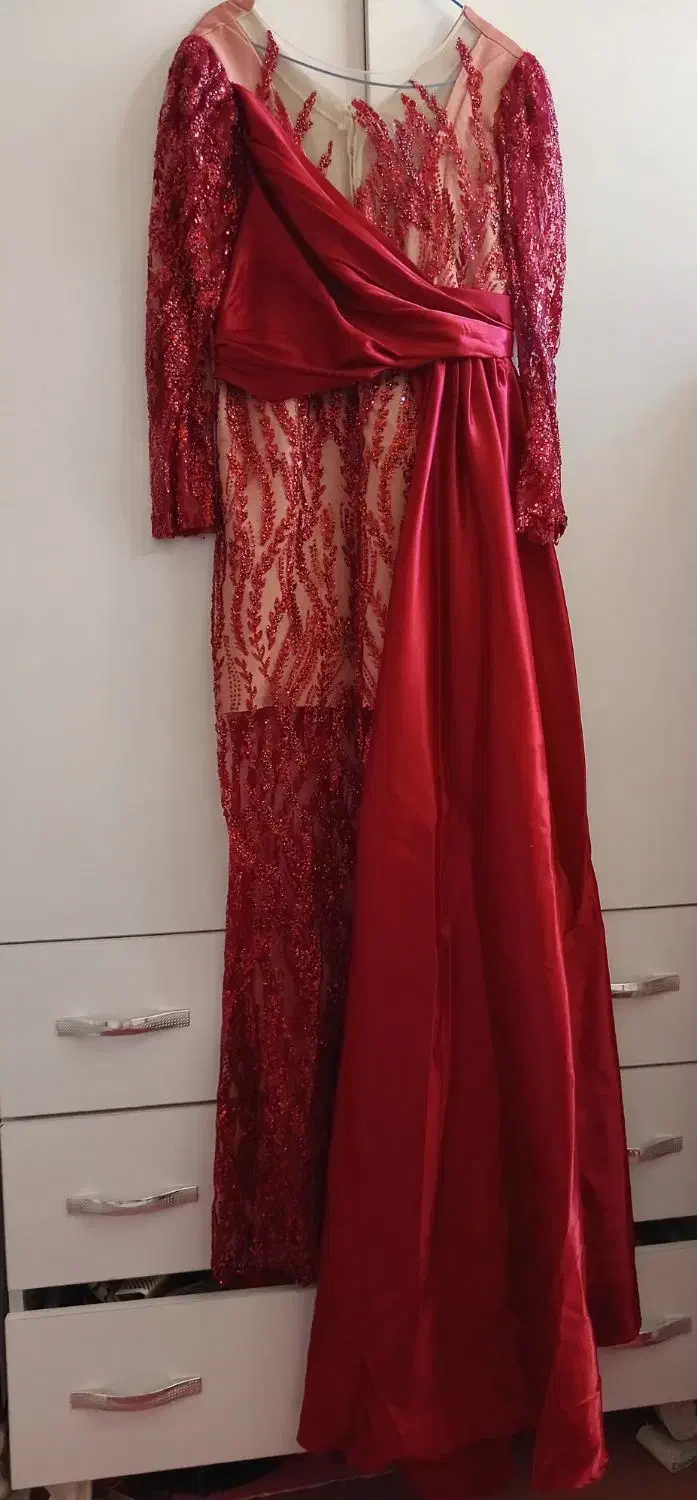 تلفن ولباس مجلسی|تلفن رومیزی|مرند, |دیوار