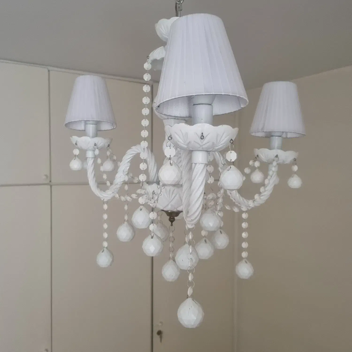 لوستر|لوستر و چراغ آویز|کرج, باغ سیب|دیوار