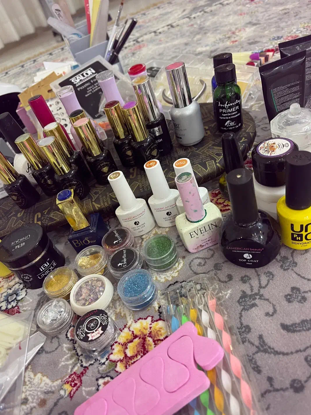 لوازم کاشت ناخن|آرایشگاه و سالن‌های زیبایی|زبرخان, |دیوار