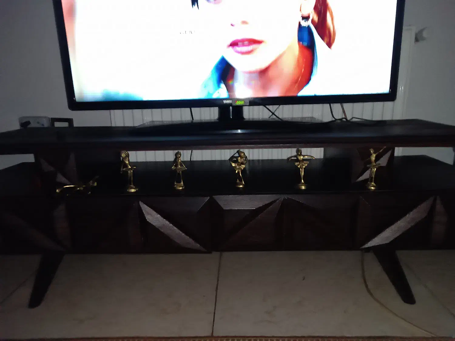 میز tv|میز تلویزیون|ری, شهرک نظامی|دیوار