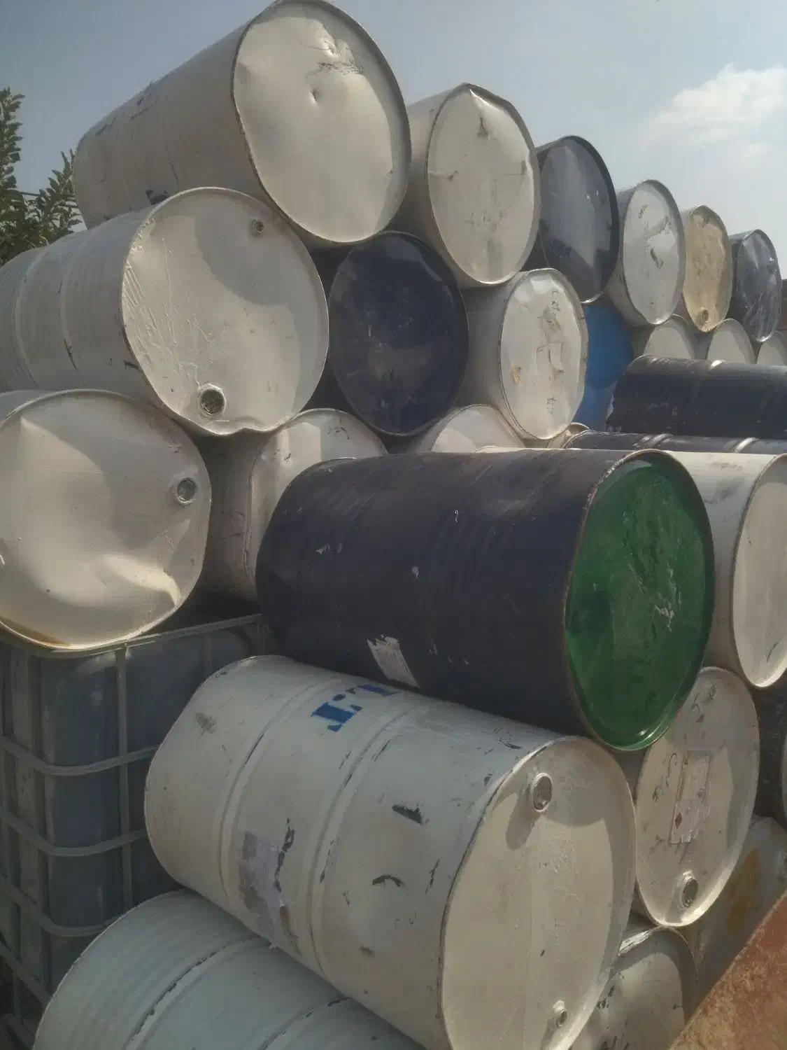 بشکه220لیتری سالم درحد|مصالح و تجهیزات ساختمان|سیمین شهر, |دیوار