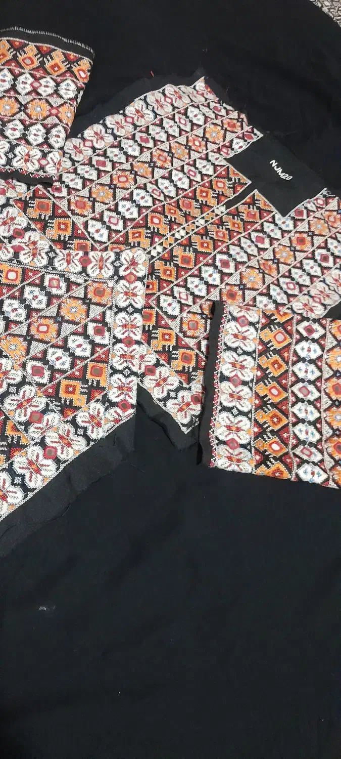 زیاستین چرخ ودست|لباس|زاهدان, |دیوار