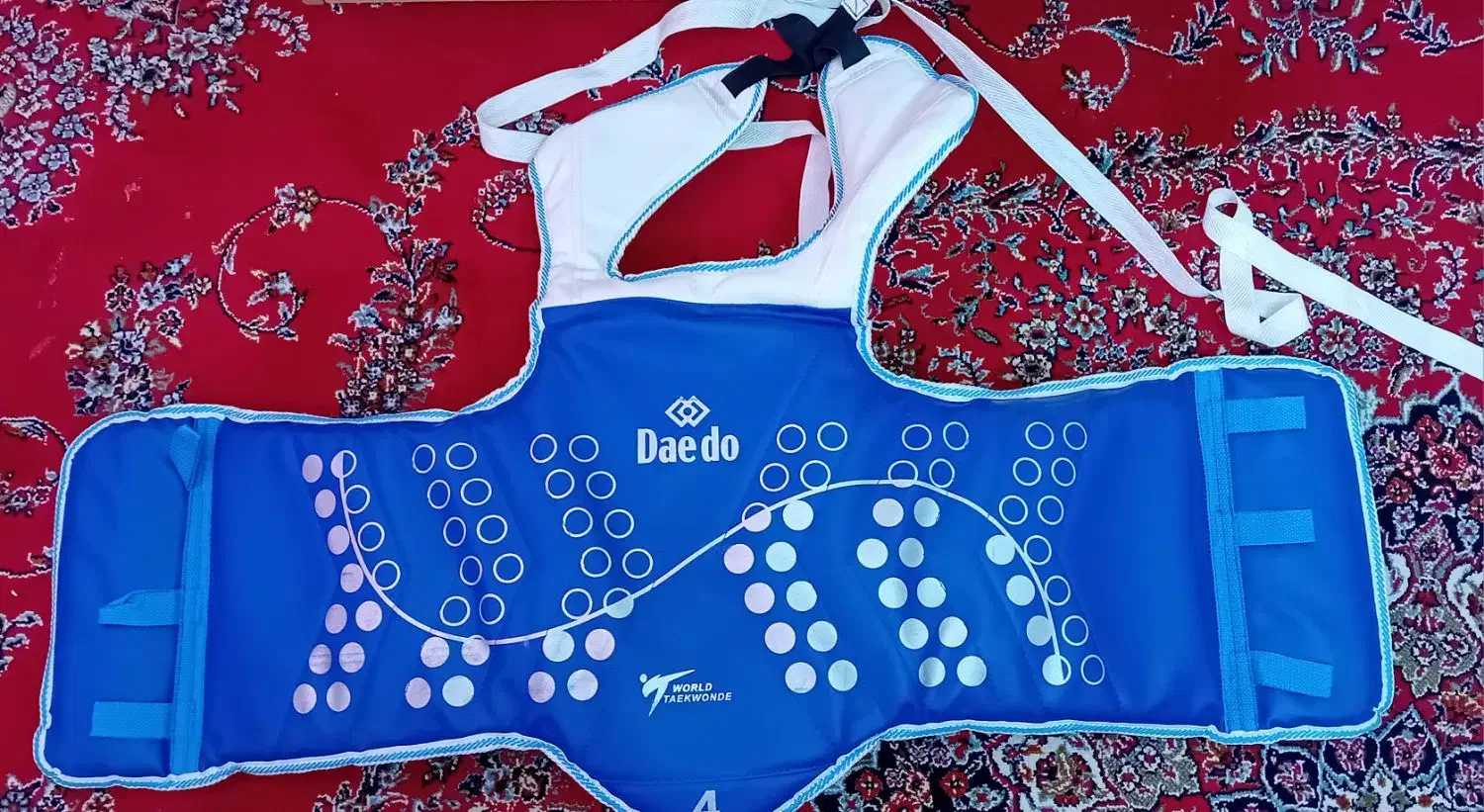 لباس مبارزه تکواندو و میت تکواندو|تجهیزات ورزشی|قم, باجک یک|دیوار