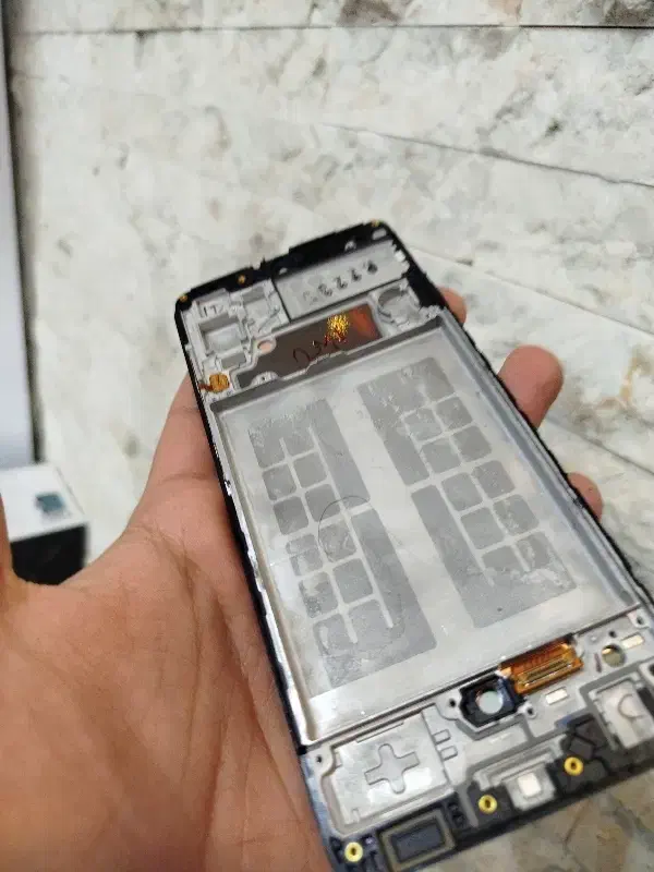 ال سی دی نیمه سالم a32 4g|لوازم جانبی موبایل و تبلت|مشهد, کوی المهدی|دیوار