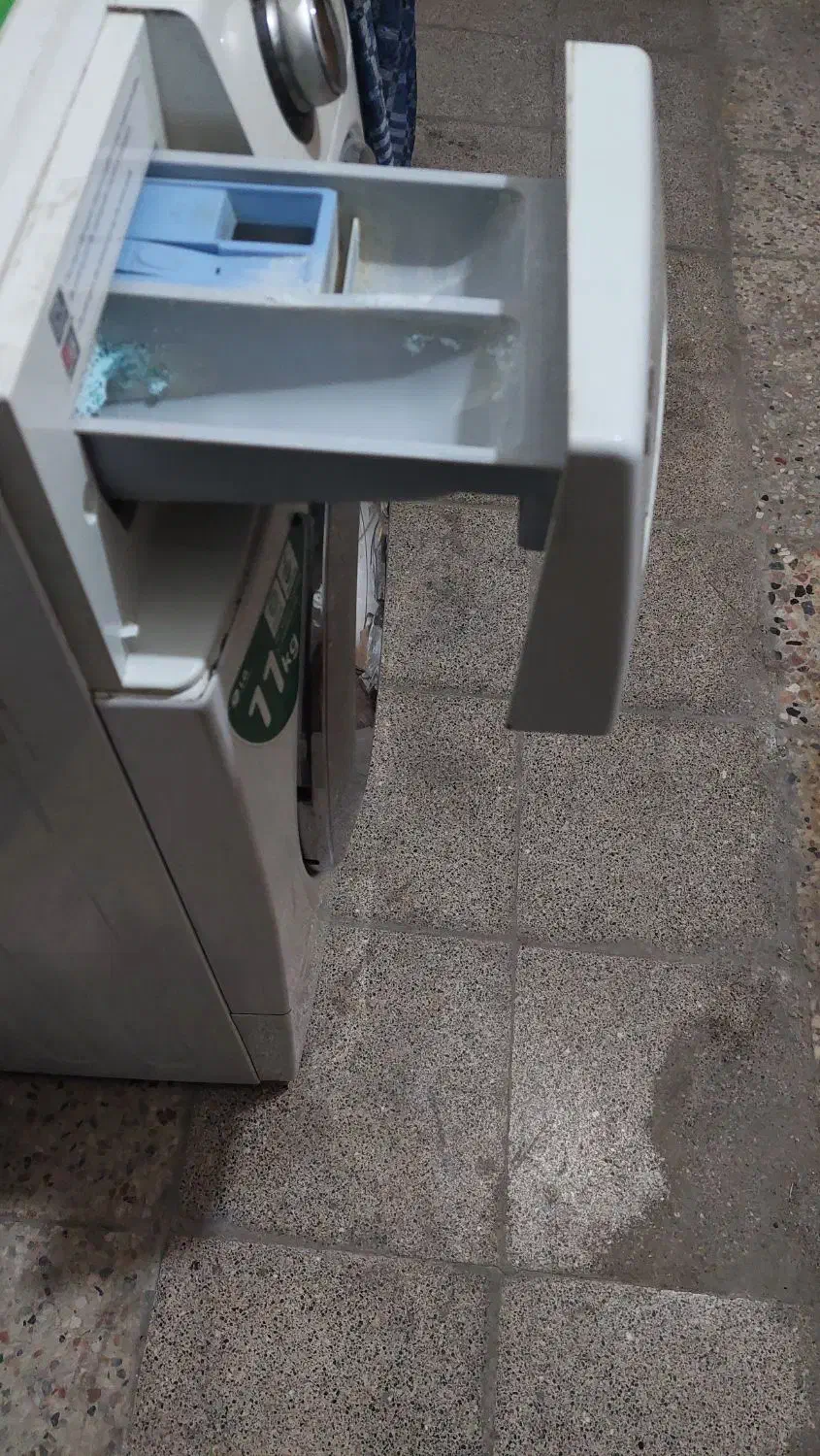 ماشین لباسشویی ال جی ۱۱ کیلویی|ماشین لباسشویی و خشککن لباس|مشهد, هنرور|دیوار