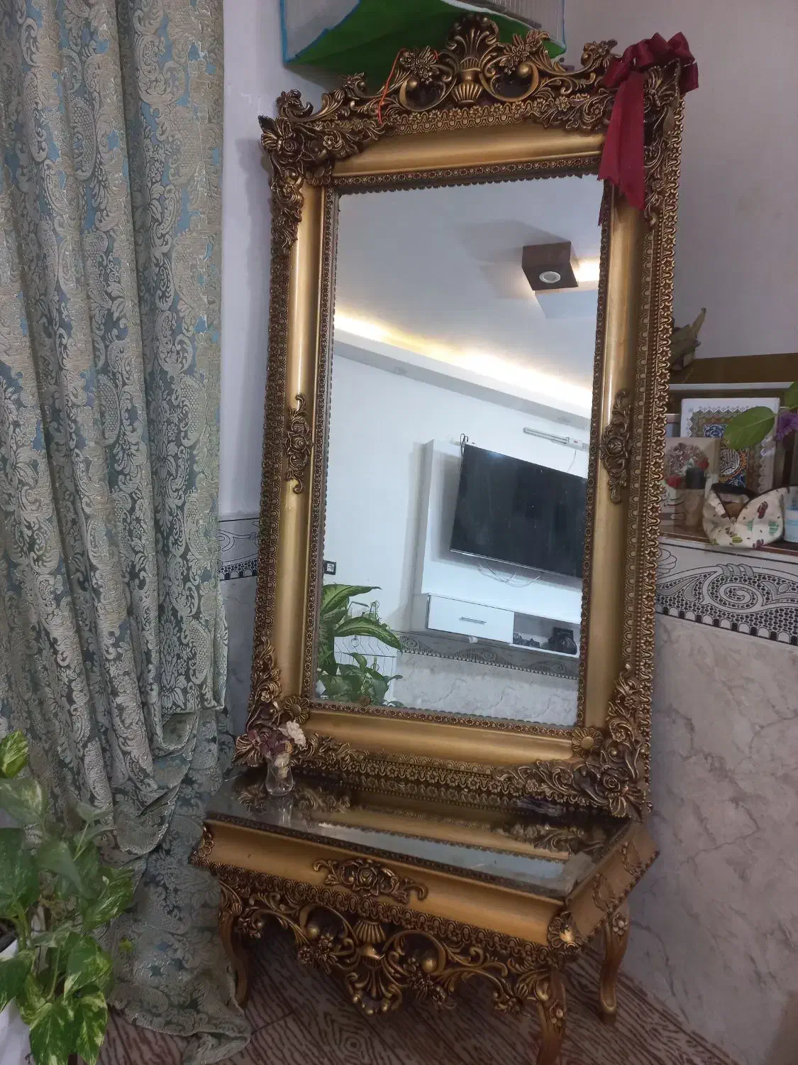 آینه کنسول|آینه|مشهد, شهرک شهید باهنر|دیوار