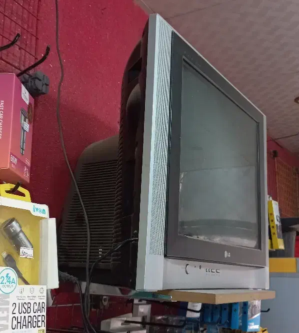 تلویزیون پلاسما ۲۱ اینچ LG|تلویزیون و پروژکتور|قم, ژاندارمها|دیوار