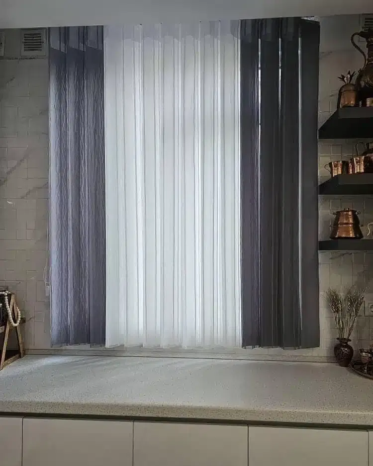 پرده ورتیکال ساده و طرح دار فقط ترک و باکیفیت|پرده، رانر، رومیزی|تهران, نیاوران|دیوار