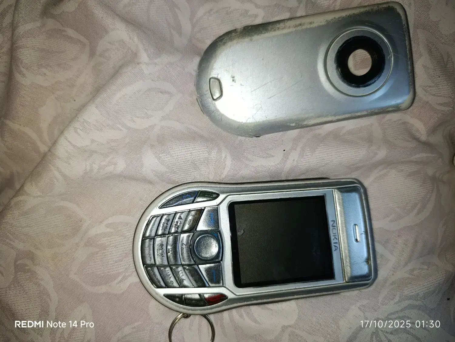 گوشی نوکیا کلکسیونی سالم ب شرط خشکل و خوش دس|موبایل|فسا, |دیوار