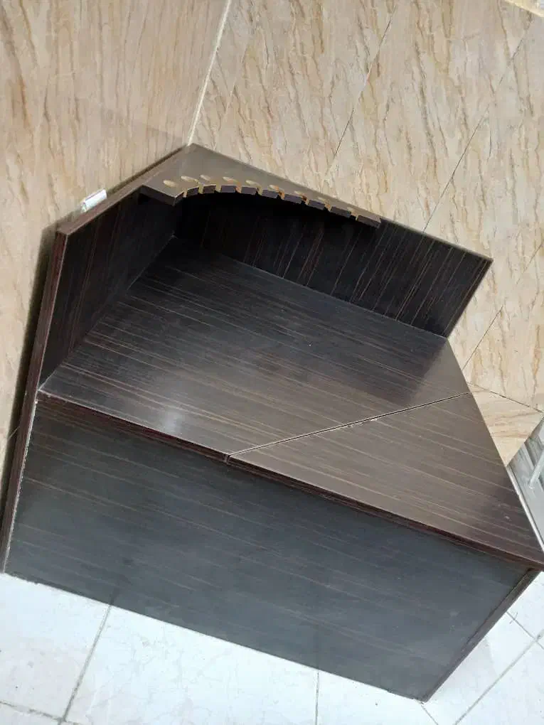 میز بار محکم و سالم|مبلمان خانگی و میز عسلی|اصفهان, باب الدشت|دیوار