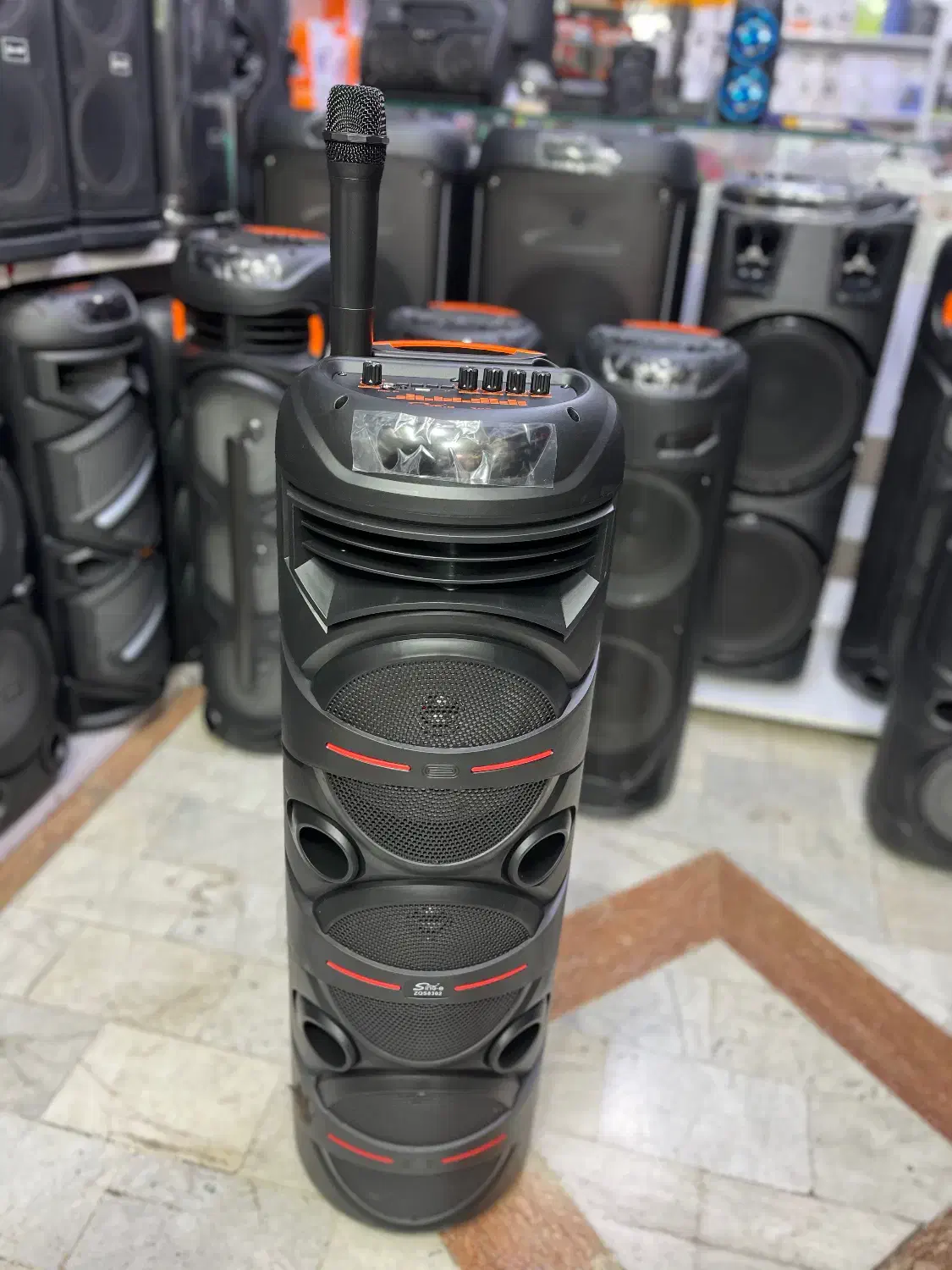 اسپیکر چمدانی مدل ZQS8302|سیستم صوتی خانگی|زنجان, |دیوار