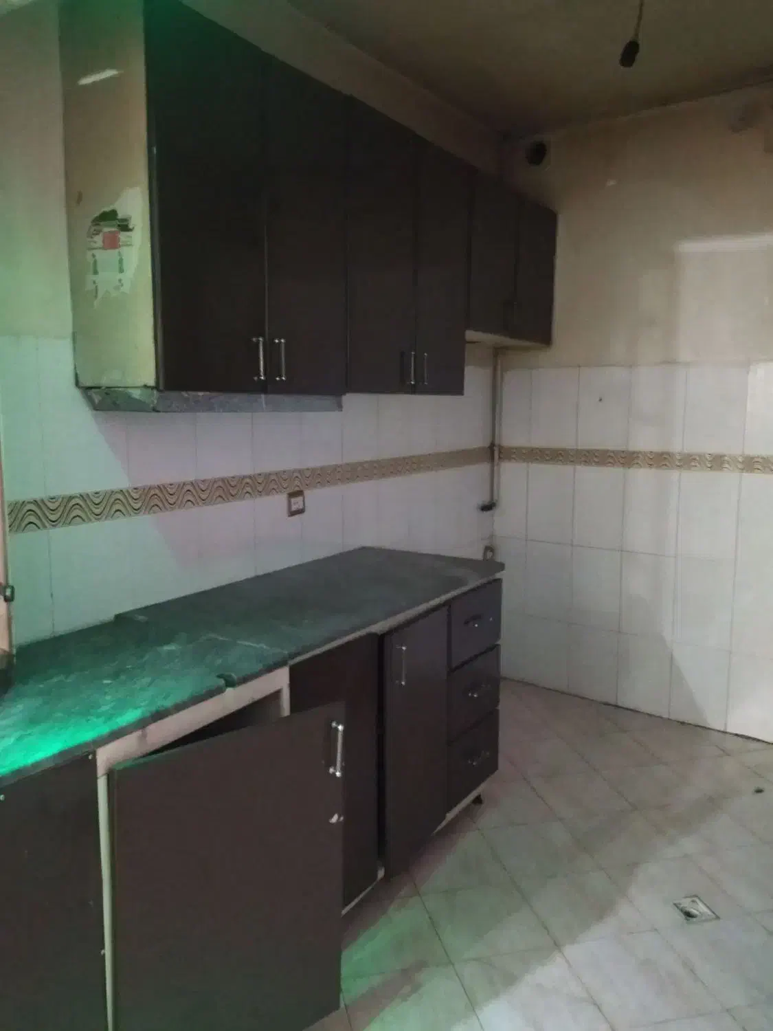 طبقه دوم دو خواب قیمت کاسبی مارلیک سراسیاب ملارد|فروش آپارتمان|ملارد, |دیوار