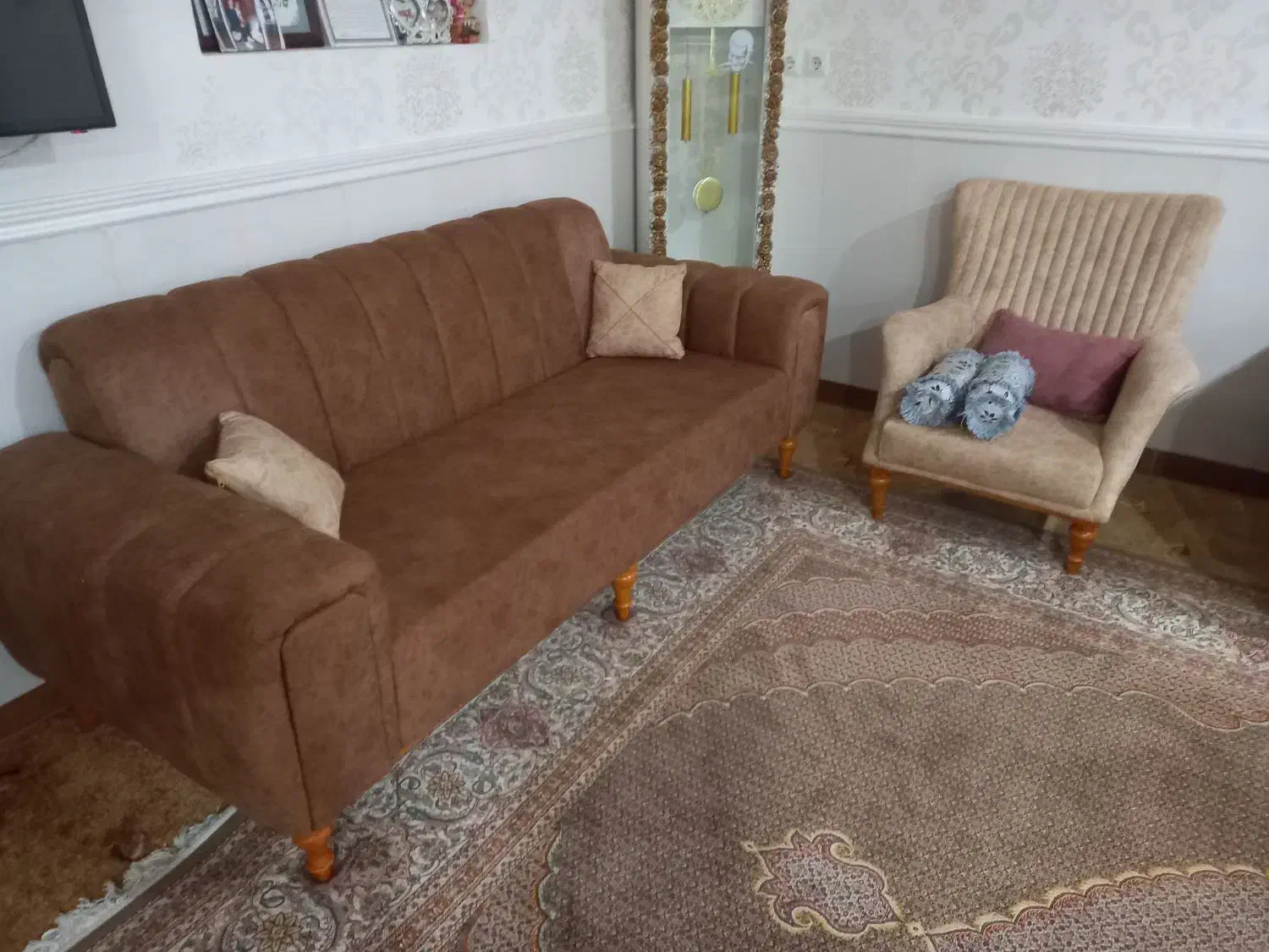 یه سرویس مبل برای فروش دارم مشتری واقعی تماس بگیر|مبلمان خانگی و میز عسلی|بهبهان, |دیوار