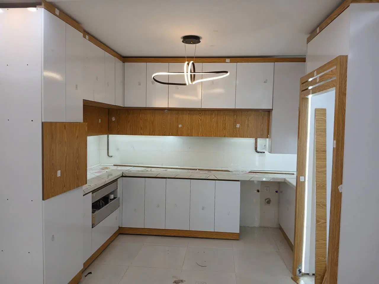 برقکار.لاین نوری.نصب دوربین.نصب لوستر.تعمیر آیفون|خدمات پیشه و مهارت|گلبهار, شهر جدید گلبهار|دیوار