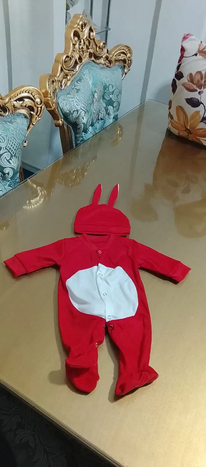 لباس نوزادی|کفش و لباس بچه|نسیم‌شهر, |دیوار