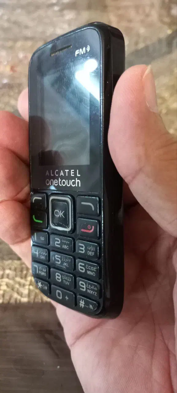 گوشی آلکاتل اصل سالم قیمت 750ت|موبایل|رشت, پیرسرا|دیوار