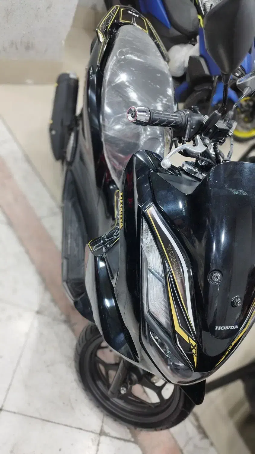 هوندا PCX 160 در حد صفر نقد و اقساط|موتورسیکلت|تهران, گمرک|دیوار