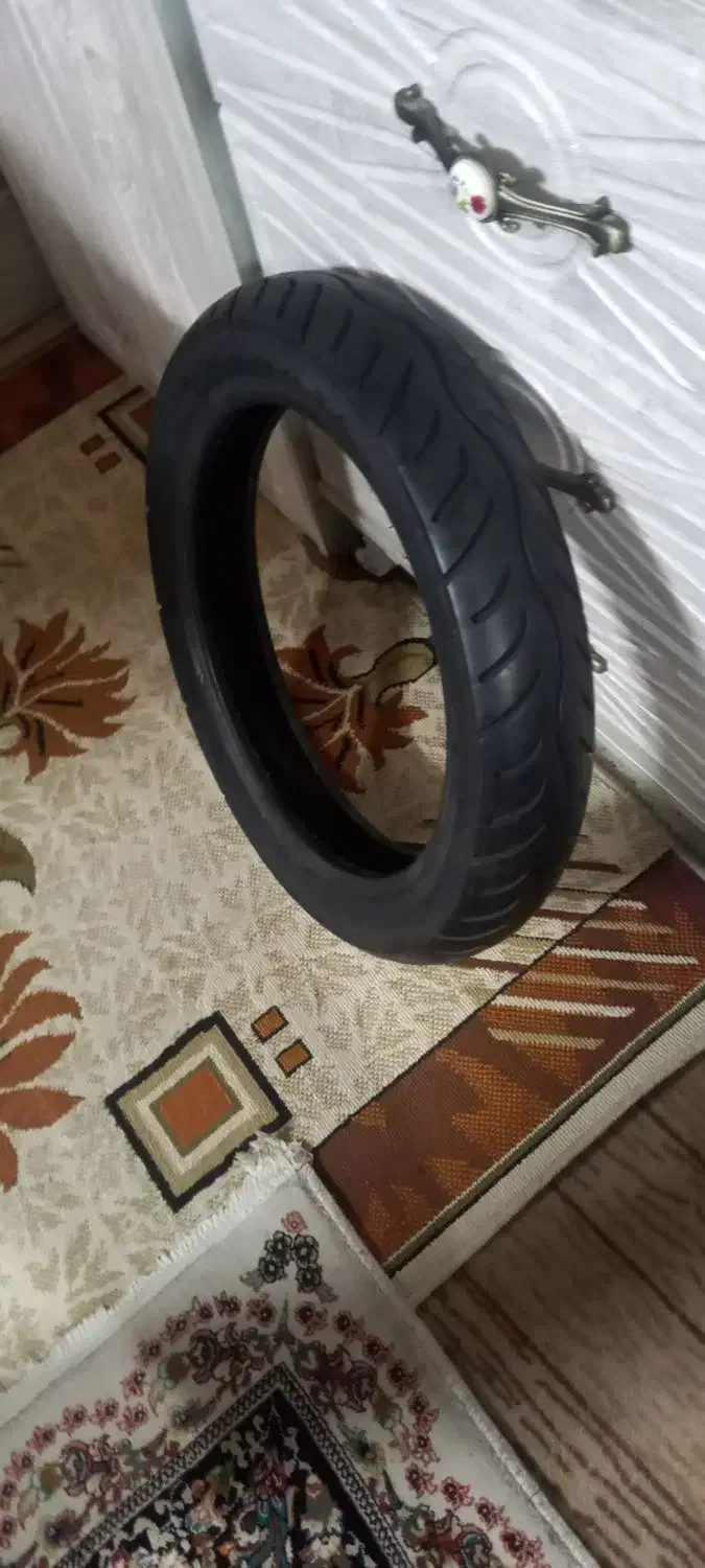 لاستیک برای موتر کیلیک و ایروکس|قطعات یدکی و لوازم جانبی|آبیک, |دیوار