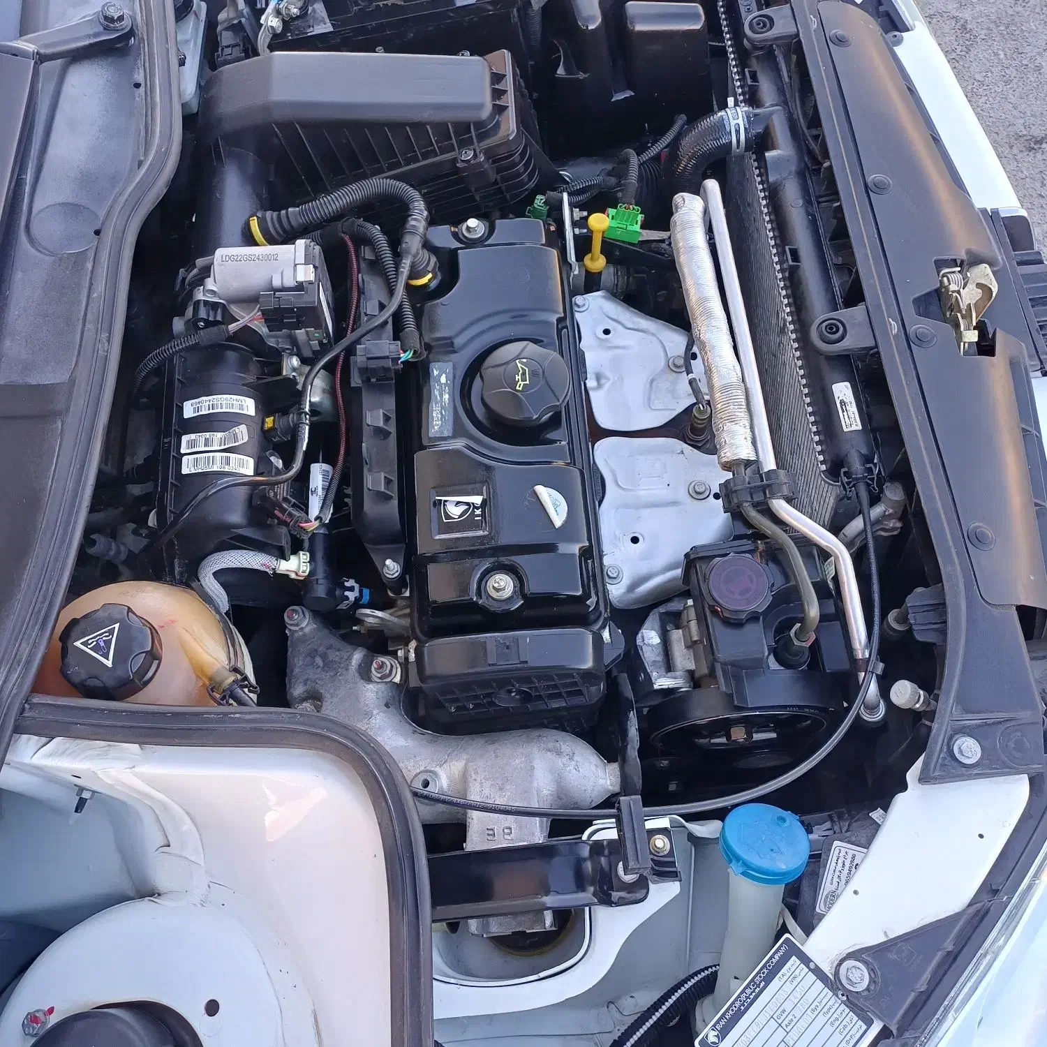 پژو۲۰۶،تیپ۳.درحد|خودرو سواری و وانت|شیروان (خراسان), |دیوار