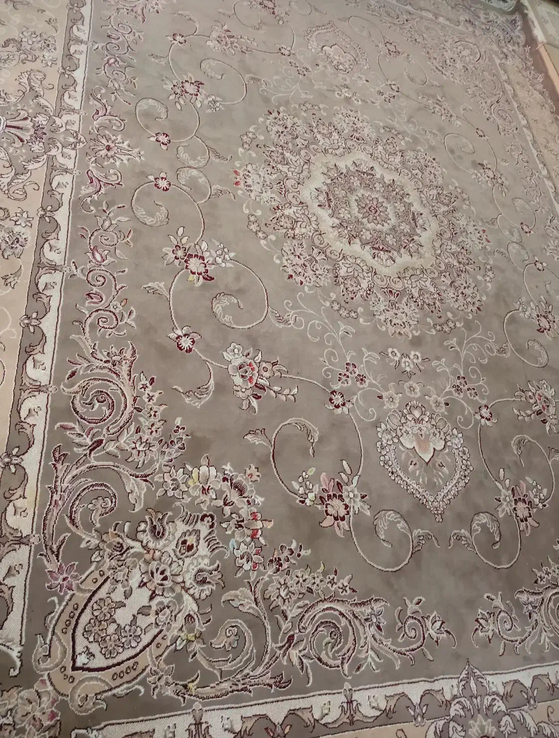 فرش۱۲ متری و۶متری|فرش|بروجرد, |دیوار