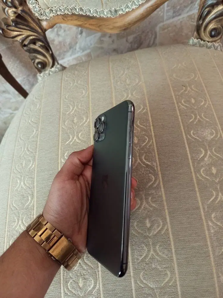 iPhone 11Pore max 256g|موبایل|قم, باجک یک|دیوار