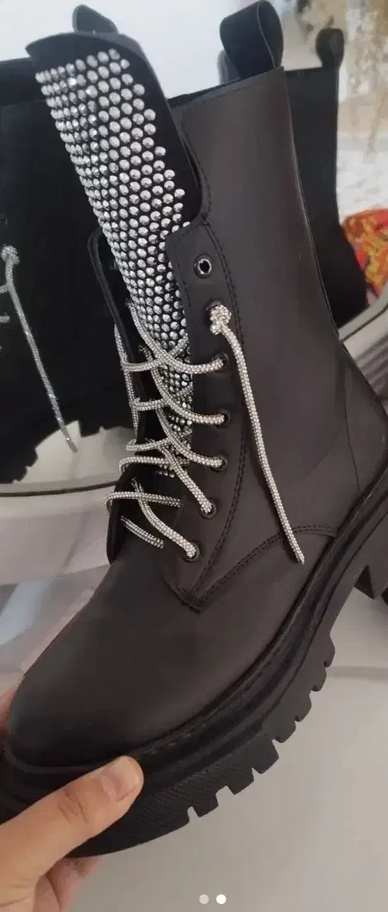 کفش|کیف، کفش، کمربند|قم, تولید دارو و یخچال|دیوار