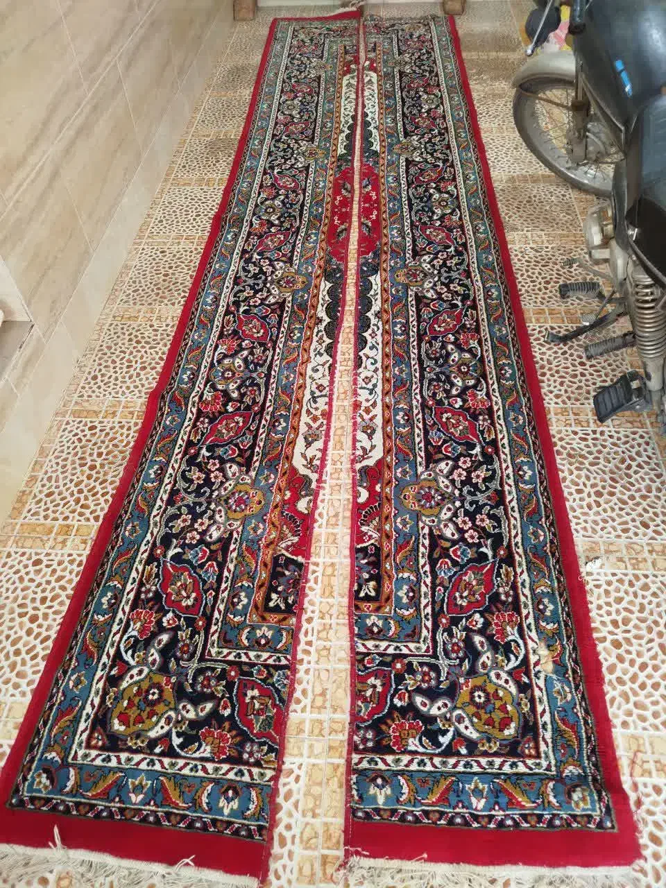 کناره فرش|فرش|کاشان, فاز ۲ ناجی آباد|دیوار