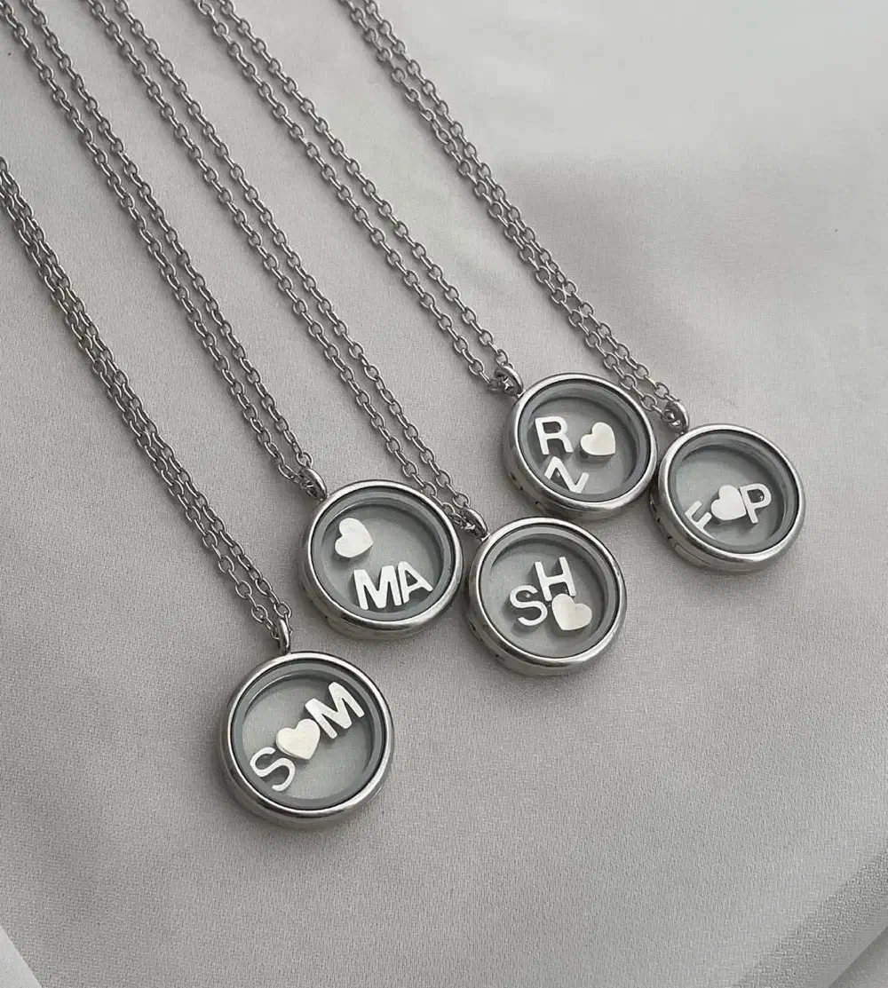 آویز شیشه ای هر چیزی میخواین میتونین داخلش بزارین|بدلیجات|اصفهان, مرداویج|دیوار