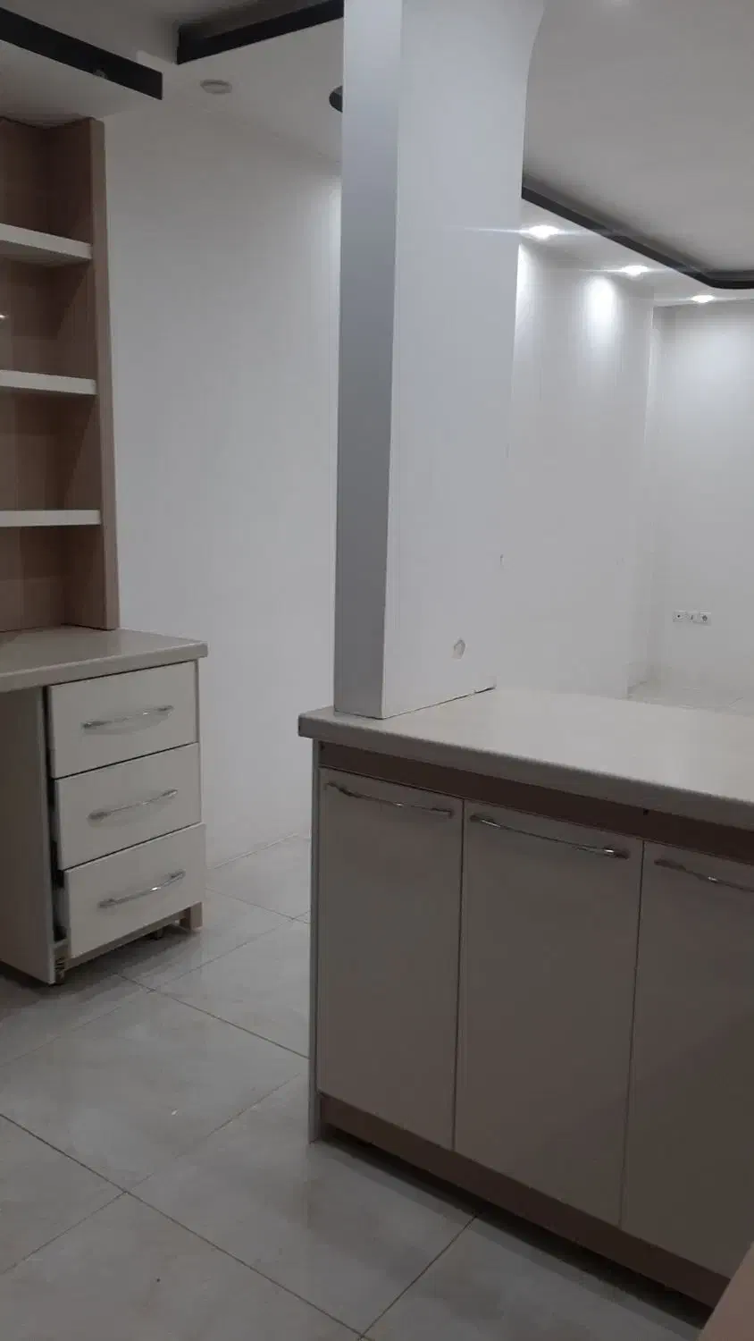 اجاره واحد ۹۰ متری دو خواب میدان مادر|اجارهٔ آپارتمان|شهرکرد, |دیوار