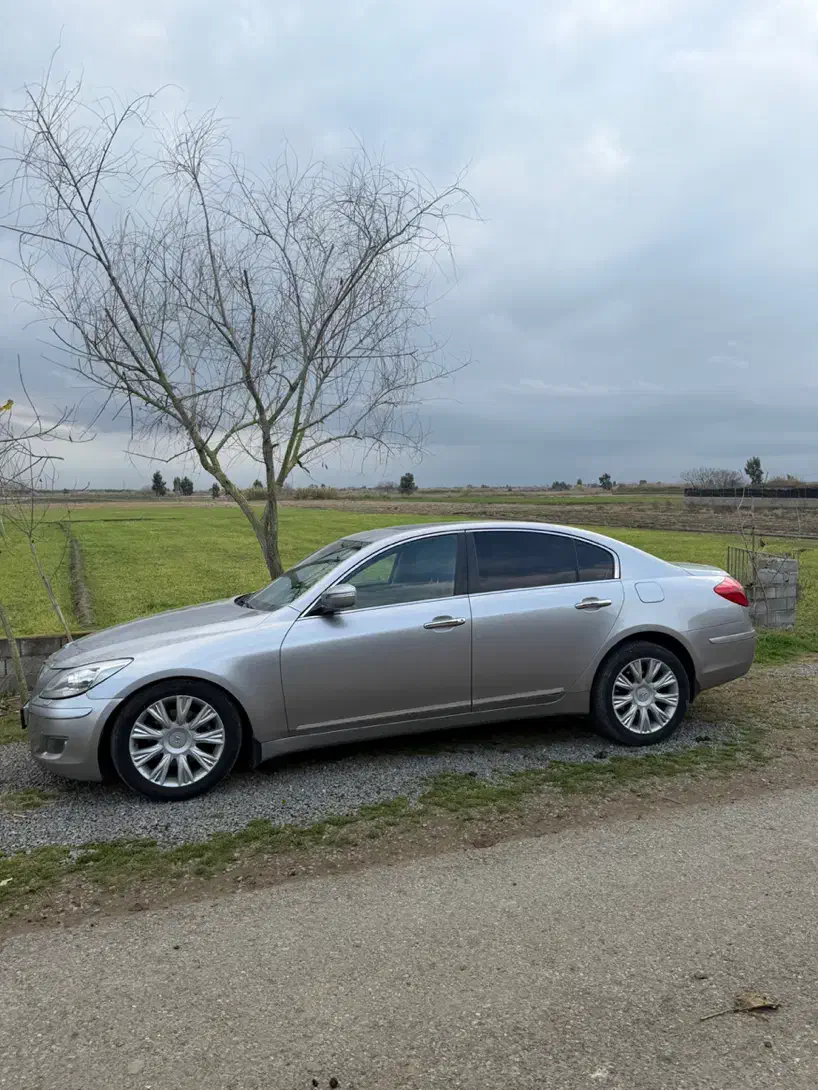 جنسیس سدان ۲۰۱۰ بیرنگ|خودرو سواری و وانت|ساری, |دیوار