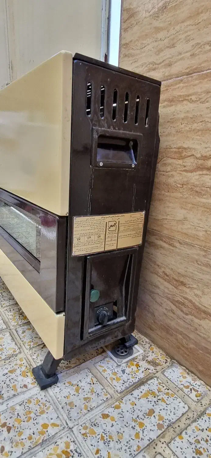 بخاری گازی 10000هزار سالم گرمایش درحد سونا بخار|بخاری، هیتر، شومینه|بهارستان, |دیوار