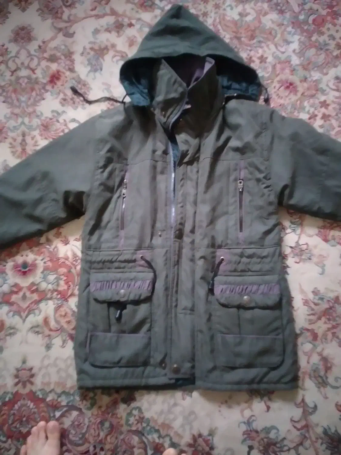 لباس|کفش و لباس بچه|بابل, |دیوار