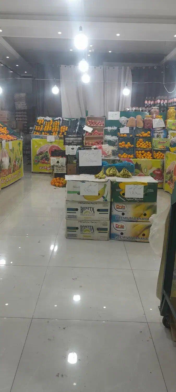 اجاره مغازه ۶۸متری به صنف میوه فروشی|اجارهٔ مغازه و غرفه|اسلامشهر, شهرک قائمیه|دیوار