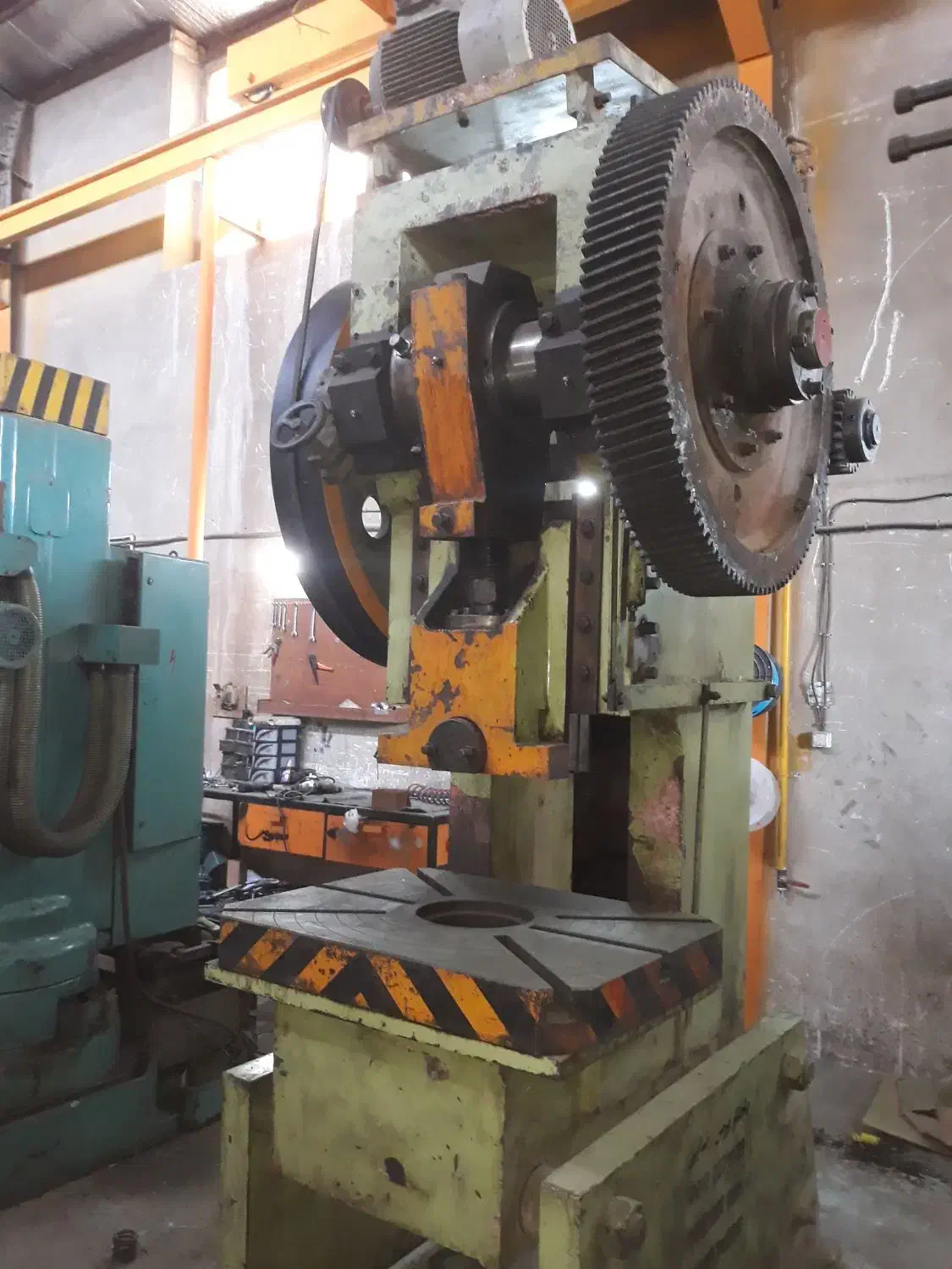 پرس ضربه ای ۱۲۰ تن در حد|ماشین‌آلات صنعتی|تهران, پرستار|دیوار