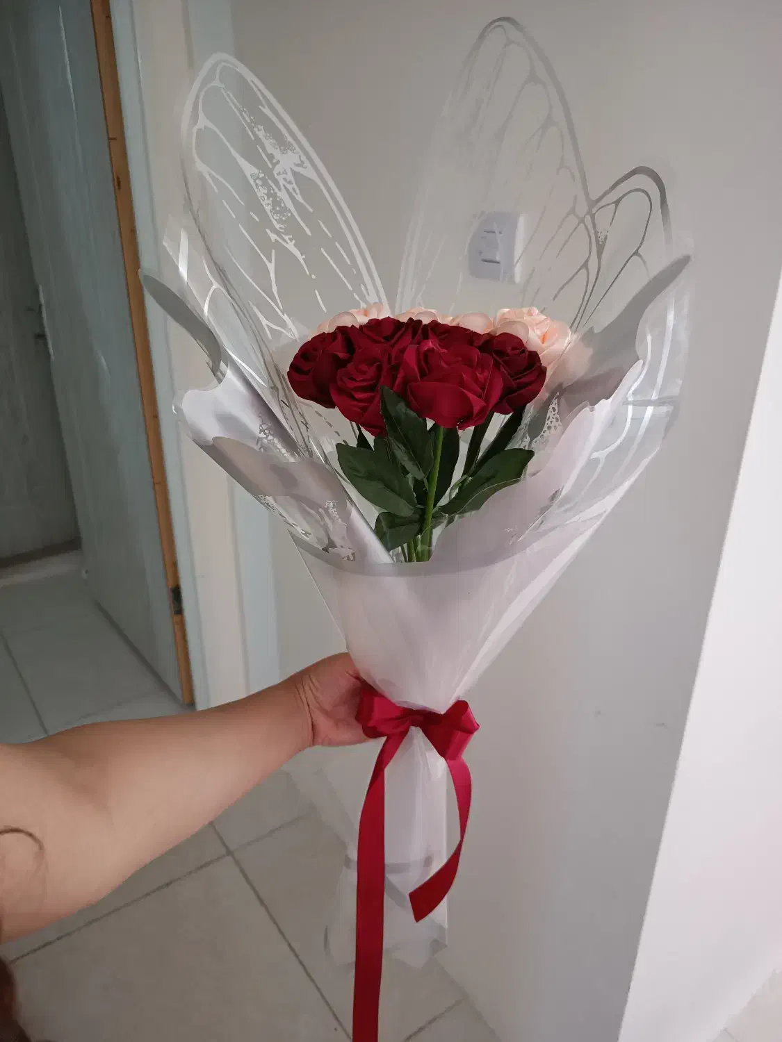 باکس و دسته گل های زیبا با قیمت اقتصادی|گل مصنوعی|شیراز, محراب|دیوار