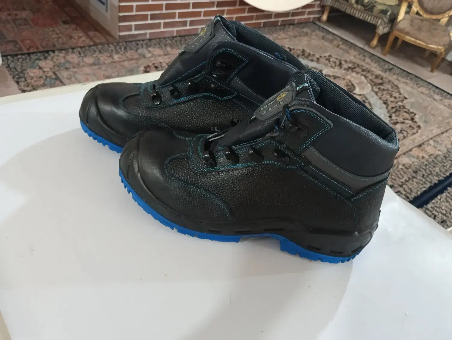 وسائل شخصی کیف وکفش|کیف، کفش، کمربند|فسا, |دیوار