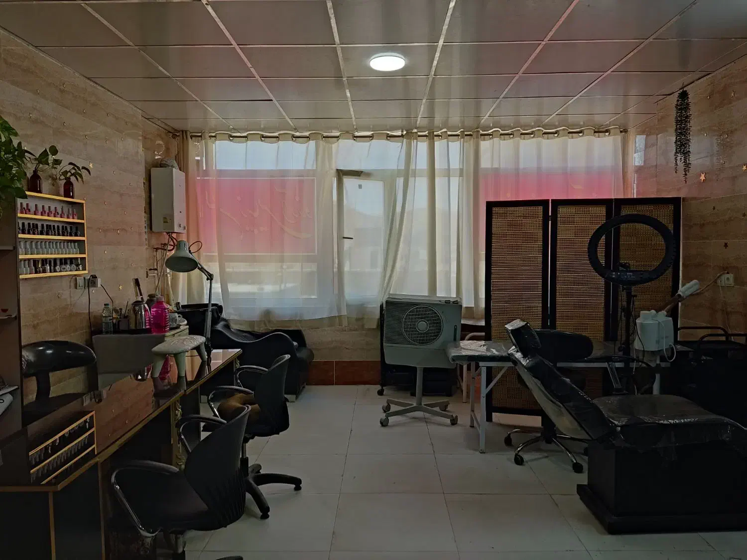 فروش یک واحد اداری|فروش دفتر کار، اتاق اداری، مطب|صدرا-فارس, فاز ۱|دیوار