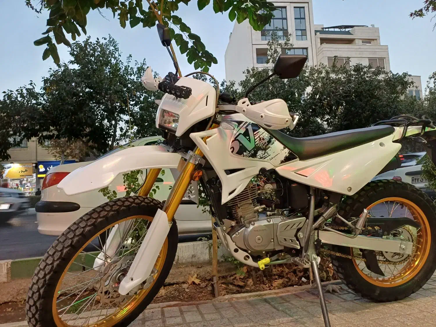 تریل روان 200. تلر. کراس.|موتورسیکلت|مشهد, گوهرشاد|دیوار