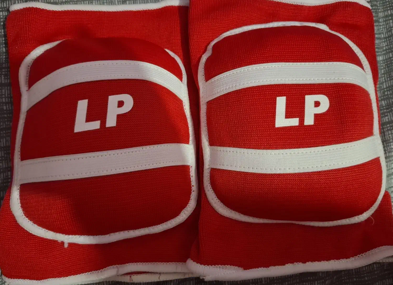 زانو بند ورزشی|تجهیزات ورزشی|رشت, دیلمان|دیوار