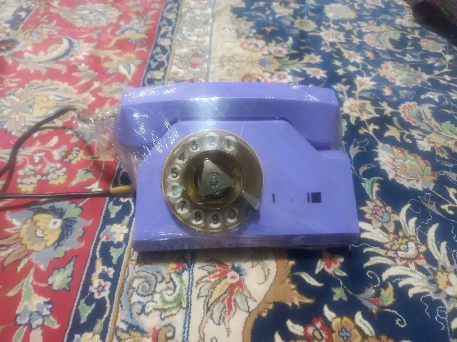 تلفن قدیمی|تلفن رومیزی|قم, ولیعصر|دیوار