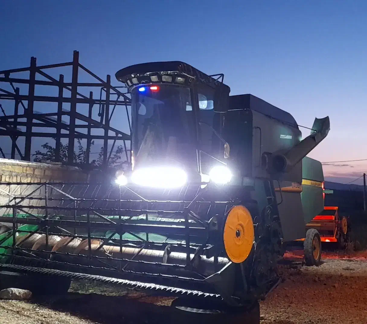 کمباین جاندیر|خودرو سنگین|روانسر, |دیوار