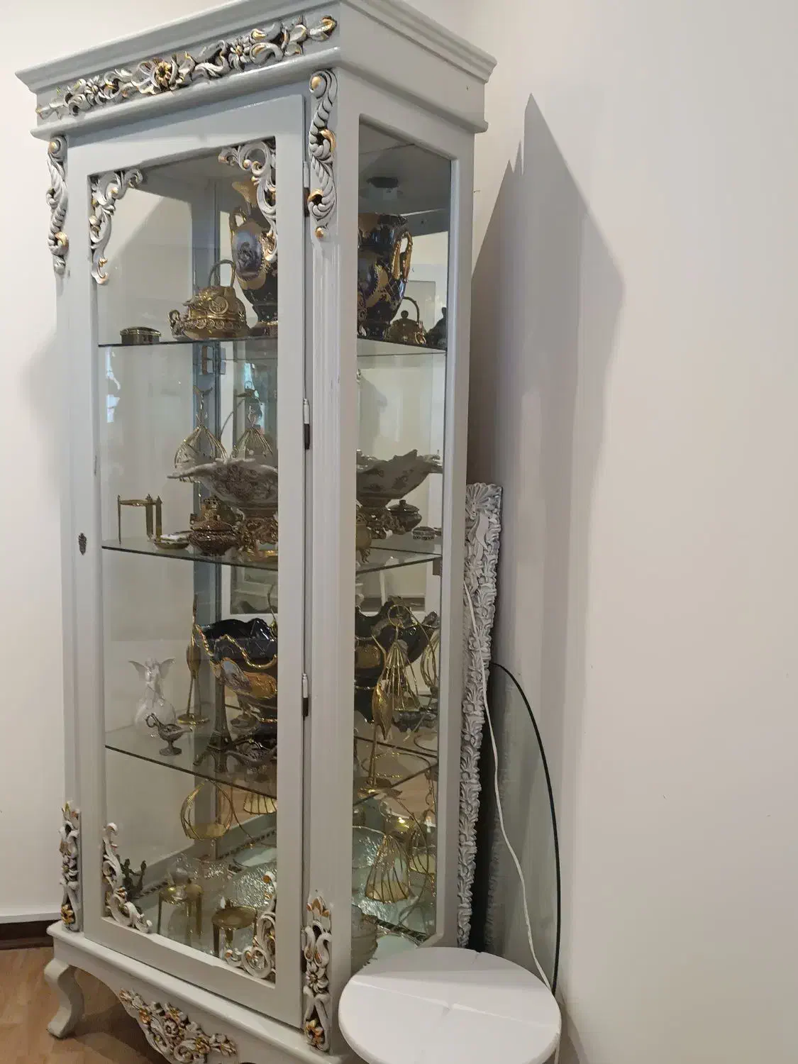 بوفه کنار سالنی|بوفه، ویترین، کنسول|فردیس, خیام غربی|دیوار