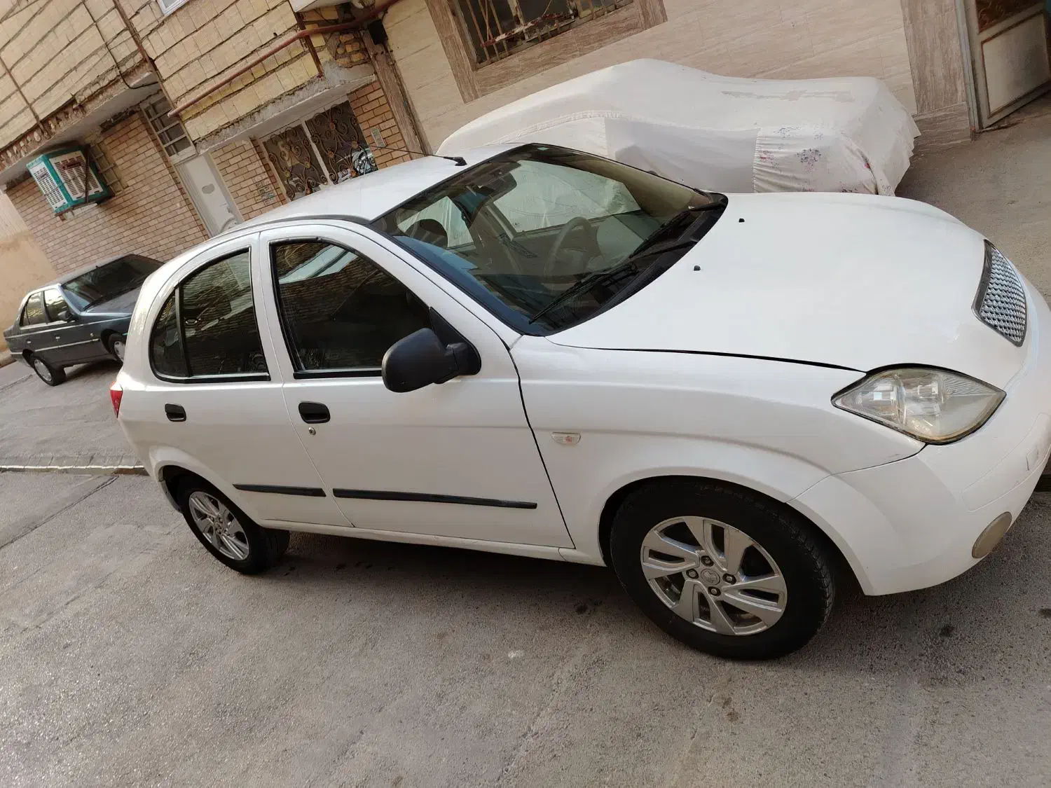 تیبا هاچپک مدل 97 خانگی|خودرو سواری و وانت|مشهد, نظام دوست|دیوار